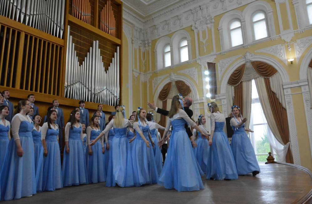 В Астрахани выступил хор студентов-лингвистов  из Нижнего Новгорода