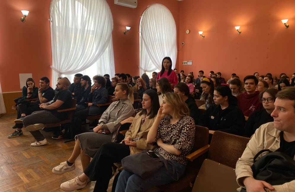 В Астраханской консерватории прошла встреча с представителями  Центра по противодействию экстремизму