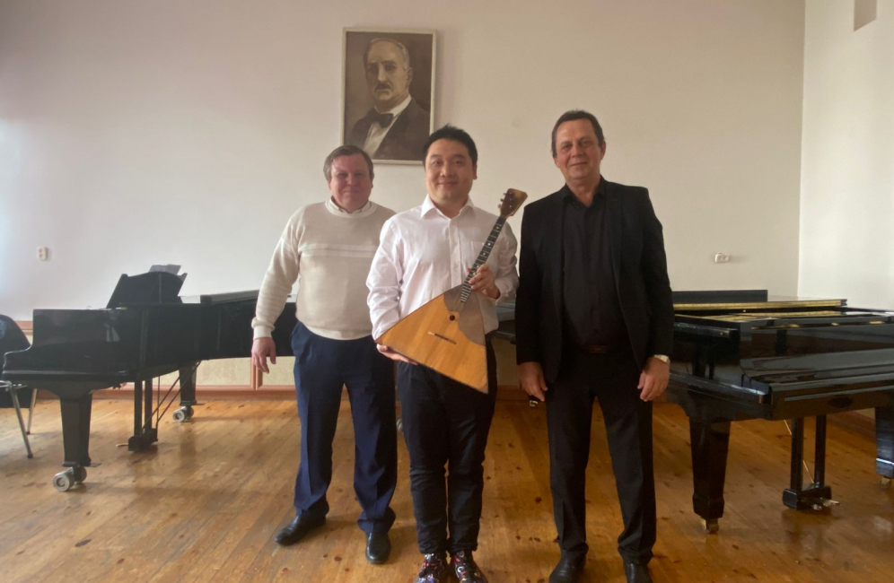 Подписан договор о сотрудничестве Астраханской консерватории с Шеньчженьским международным Центром искусств