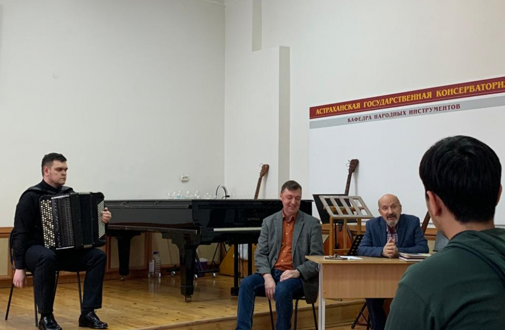 Встреча с астраханским композитором Юрием Гонцовым