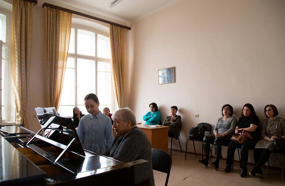 Педагоги Астраханской консерватории выступили в качестве экспертов на курсах повышения квалификации для преподавателей ДМШ и музыкального колледжа