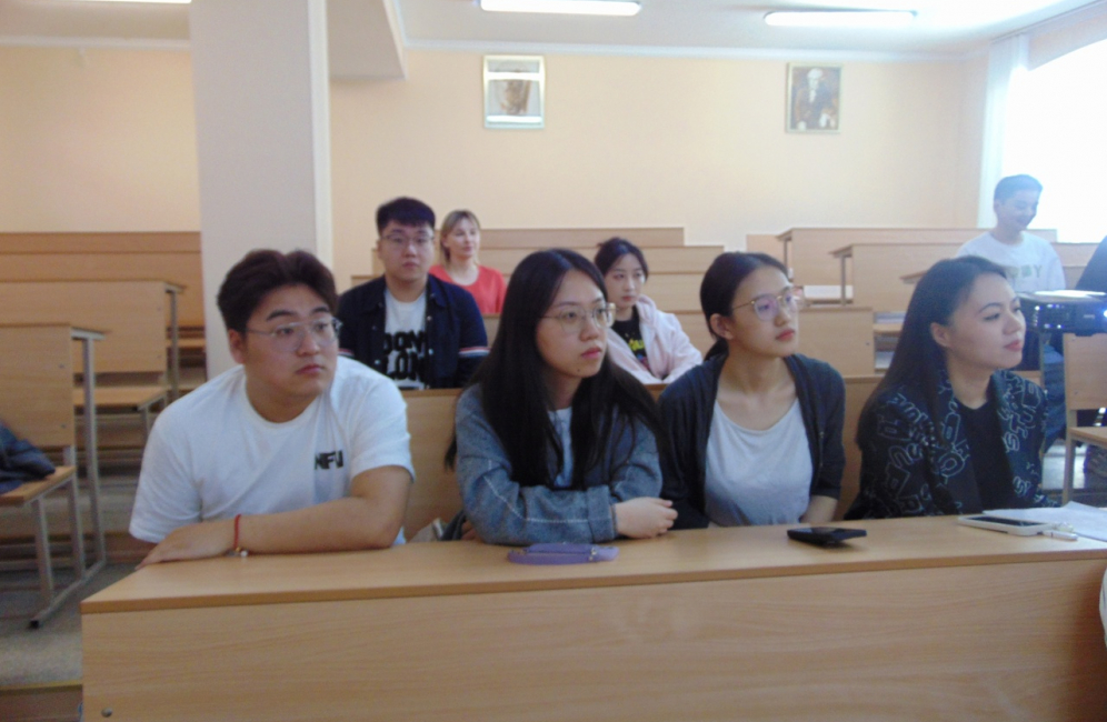О внутривузовской конференции студентов и магистрантов «Россия и Китай: пути культурного сотрудничества»