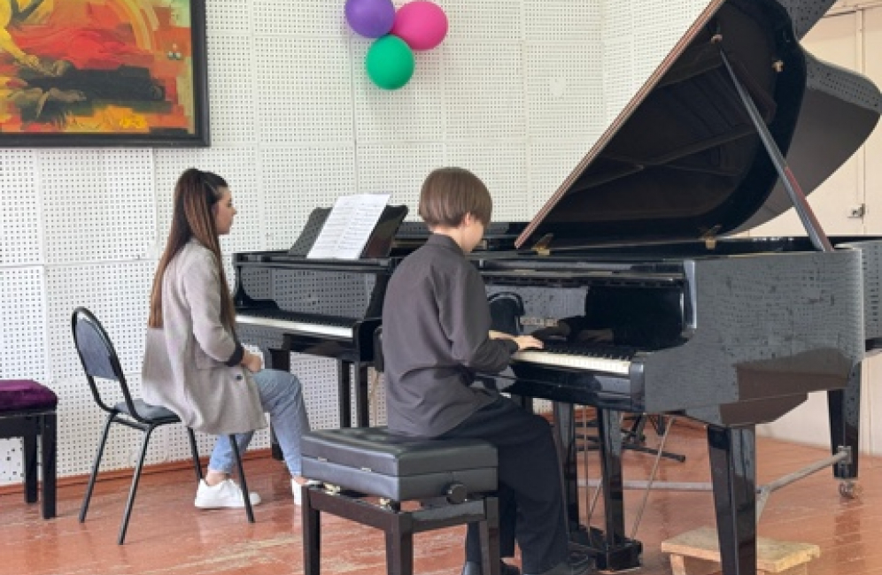 Студенты и педагоги Астраханской консерватории в апреле посетили Элистинский колледж искусств имени П. О. Чонкушова